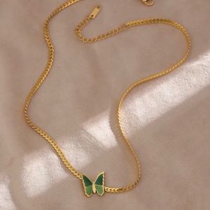 Anti tarnish gold chain with butterfly stainless steel minimalist necklace
